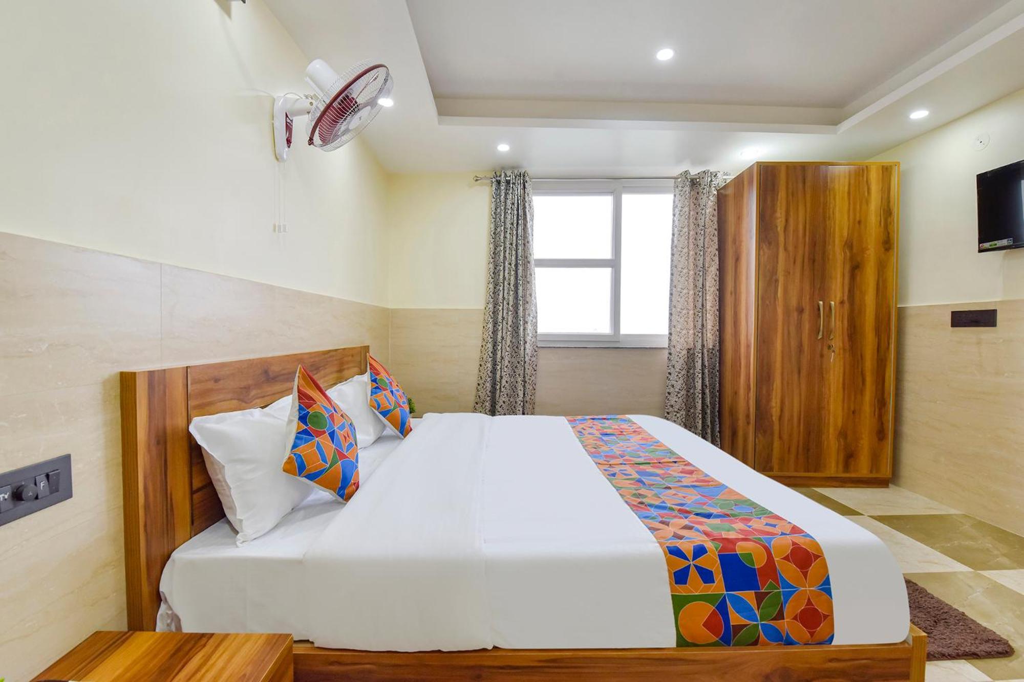 Fabhotel Elite Clement Town Exterior photo