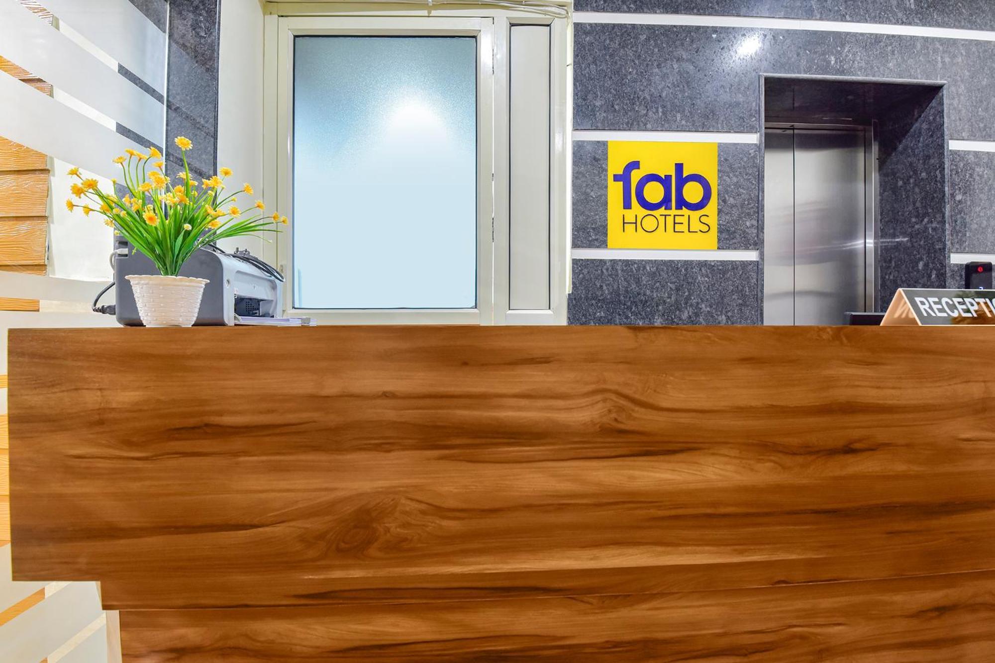 Fabhotel Elite Clement Town Exterior photo